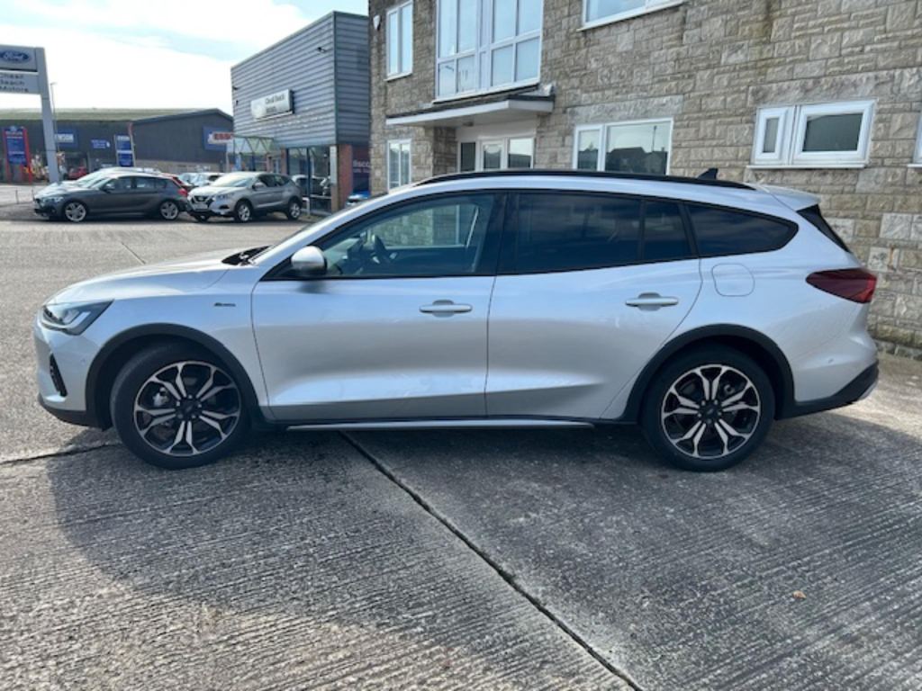 Used Ford Focus 2025 for sale - 77318242: Photo 6