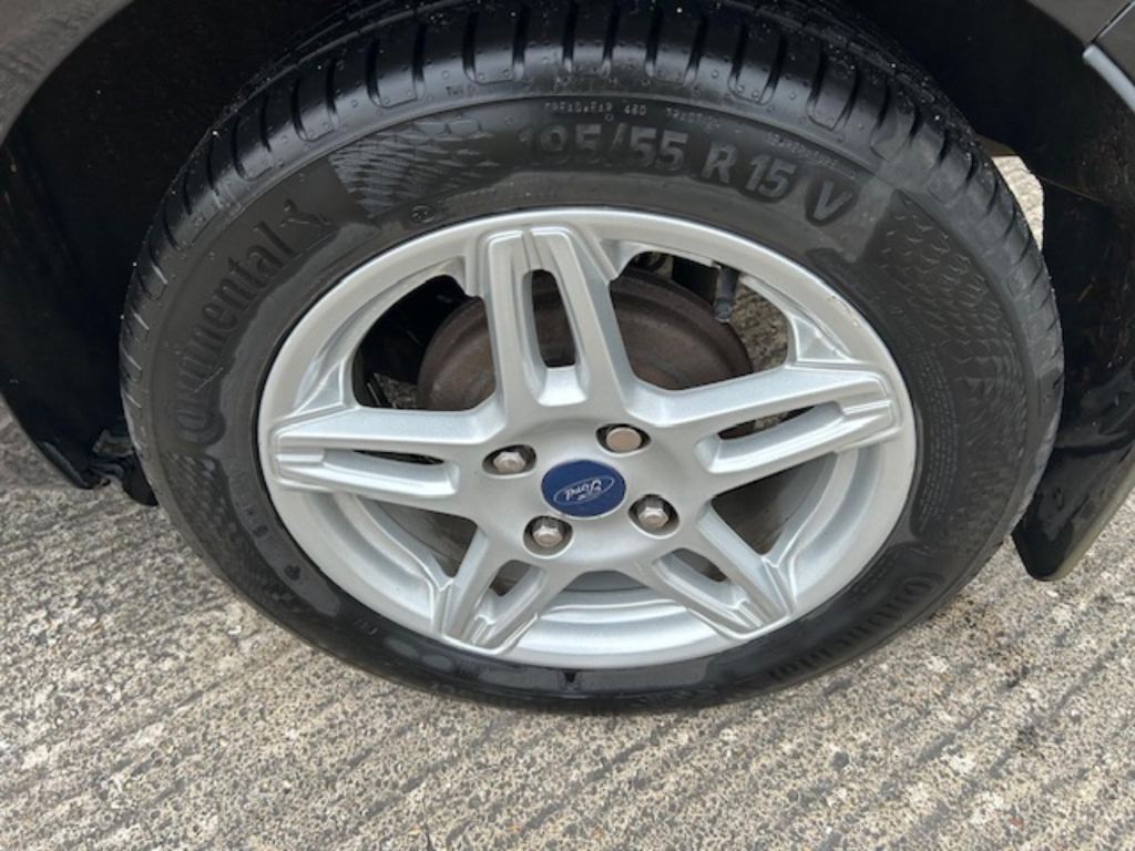 Used Ford Fiesta 2013 for sale - 77304055: Photo 24