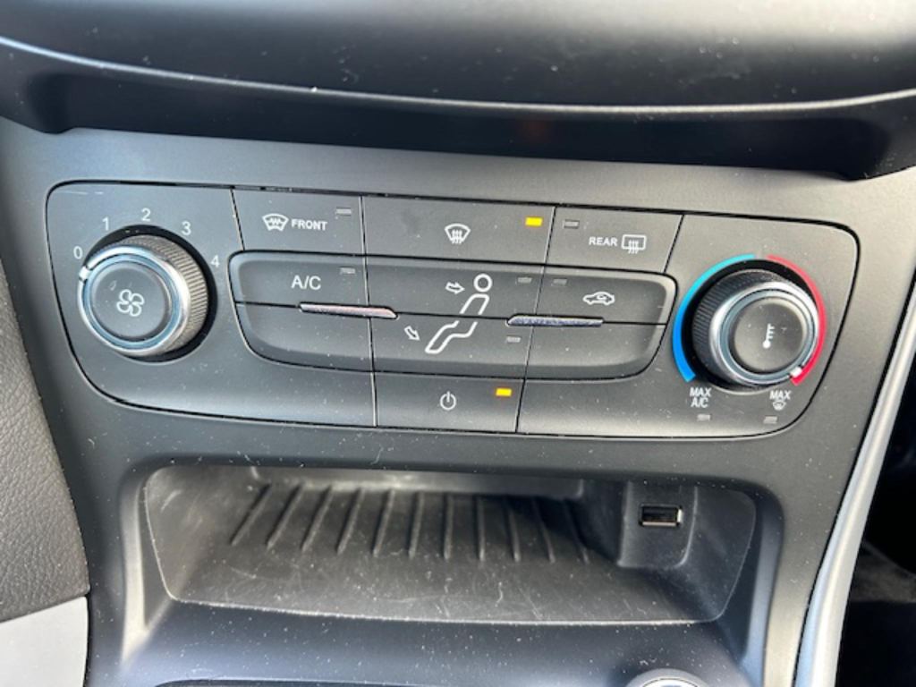 Used Ford Focus 2017 for sale - 78053069: Photo 15