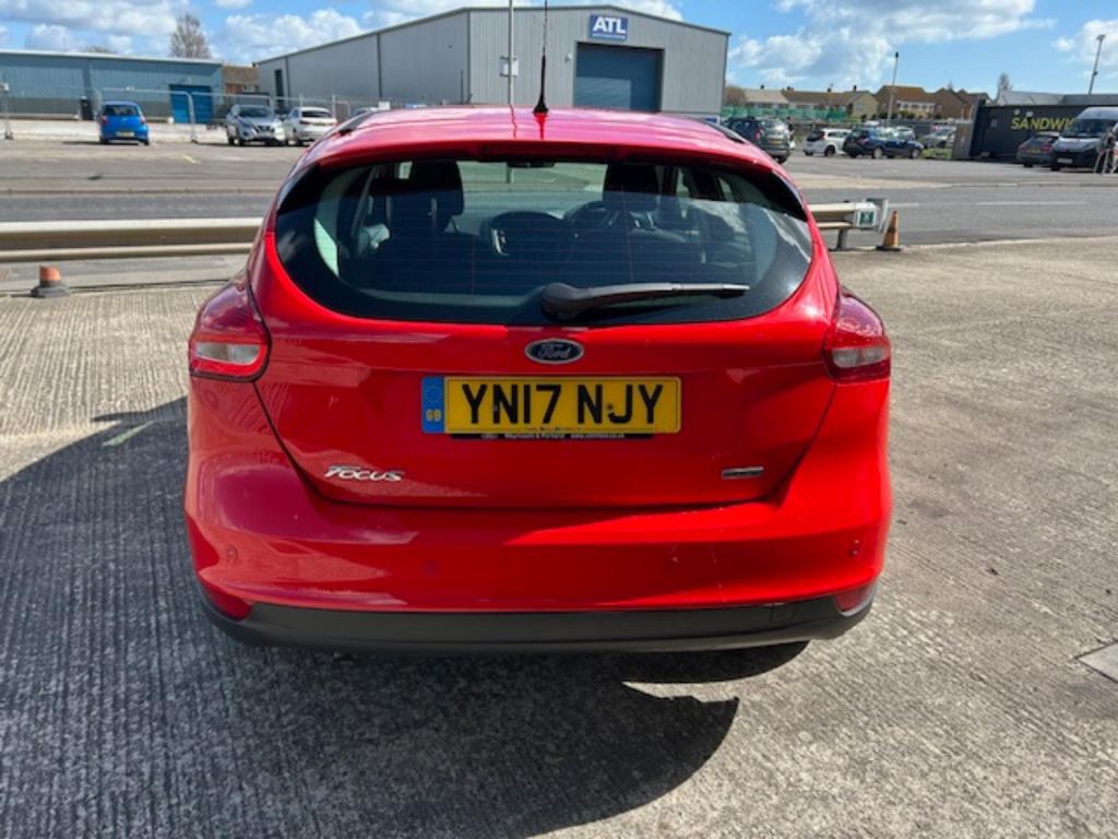 Used Ford Focus 2017 for sale - 78053069: Photo 4