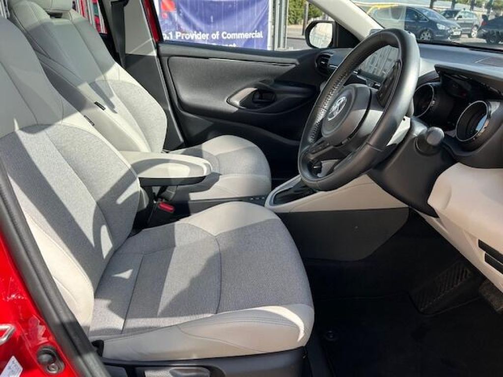 Used Toyota Yaris 2023 for sale - 76581184: Photo 13