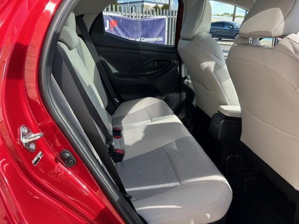 Used Toyota Yaris 2023 for sale - 76581184: Photo 14