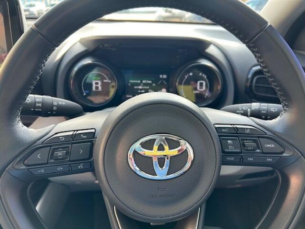 Used Toyota Yaris 2023 for sale - 76581184: Photo 16