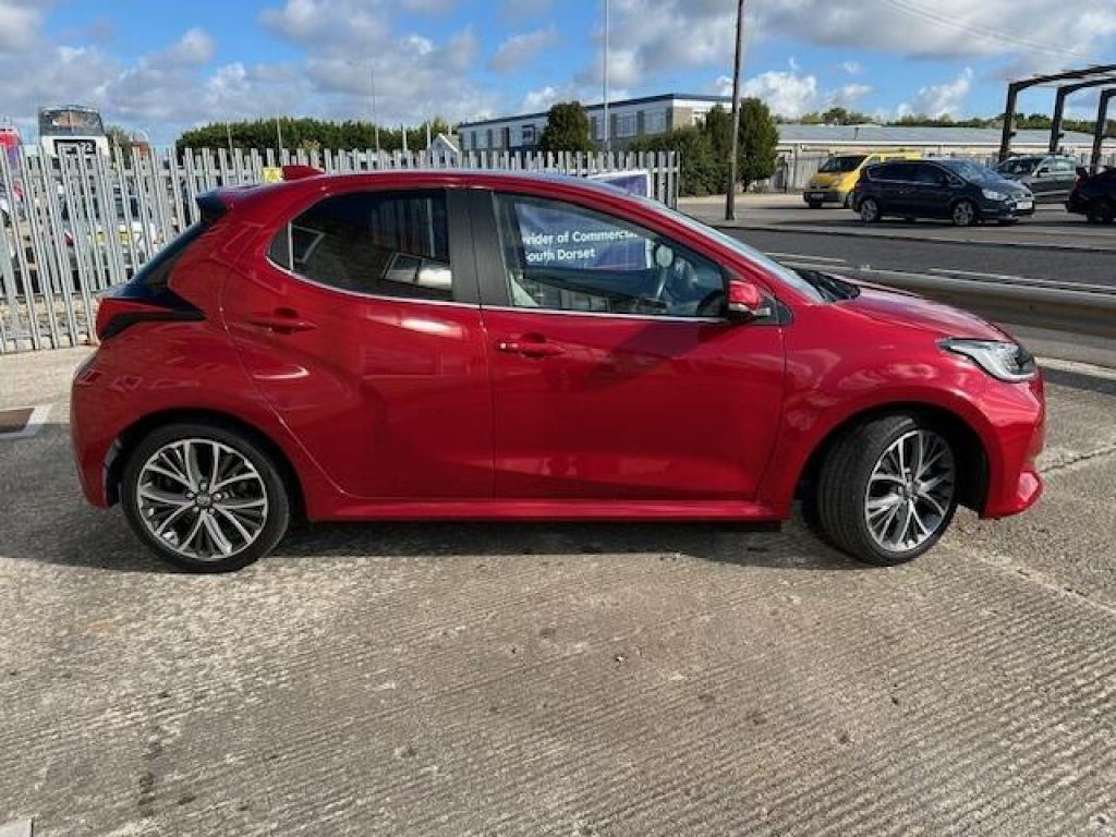 Used Toyota Yaris 2023 for sale - 76581184: Photo 2
