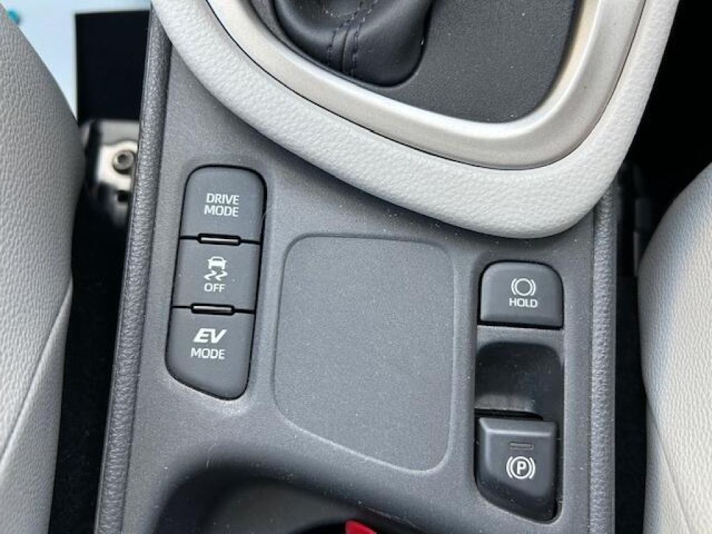 Used Toyota Yaris 2023 for sale - 76581184: Photo 20