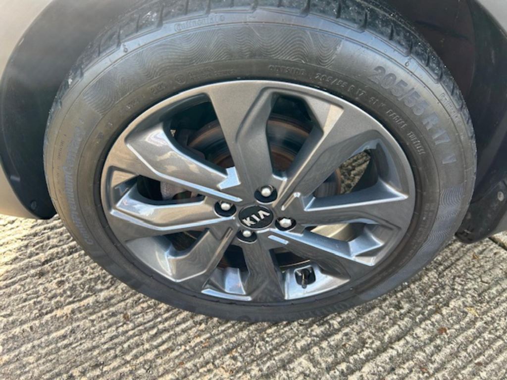 Used Kia Stonic 2021 for sale - 76578412: Photo 20