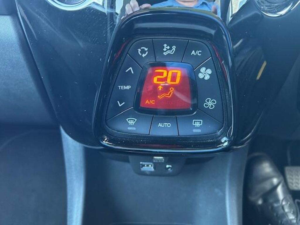 Used Toyota AYGO 2021 for sale - 76581182: Photo 15