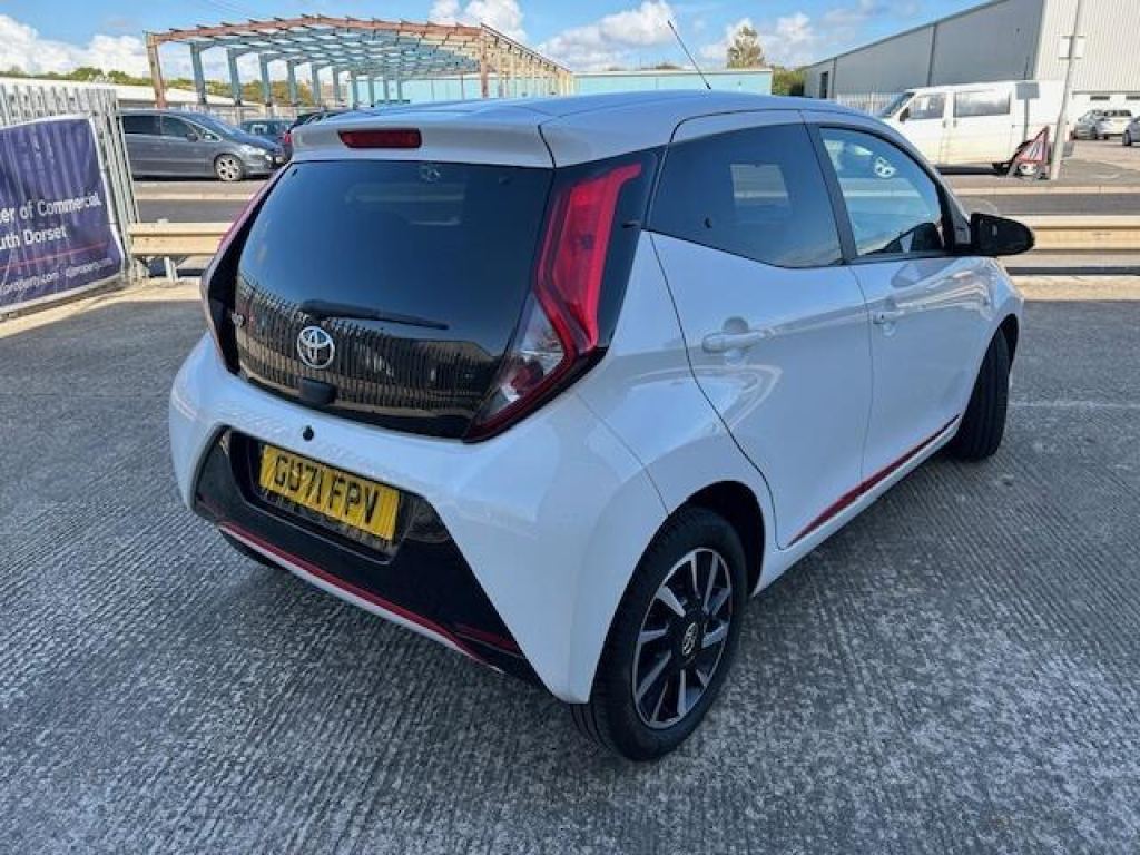 Used Toyota AYGO 2021 for sale - 76581182: Photo 3