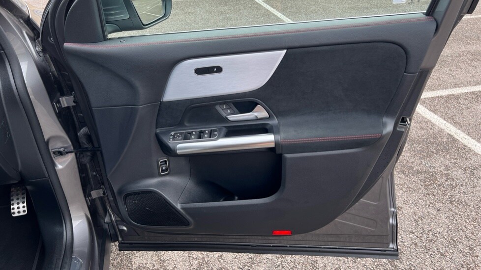 Used Mercedes-Benz EQA 2022 for sale - 76062099: Photo 38