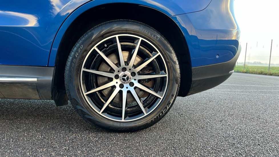 Used Mercedes-Benz EQC 2021 for sale - 76872689: Photo 26