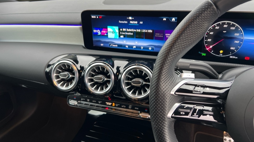 Used Mercedes-Benz CLA 2024 for sale - 76872958: Photo 13