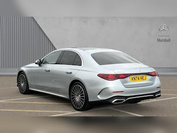 Used Mercedes-Benz E Class 2024 for sale - 76273027: Photo 2