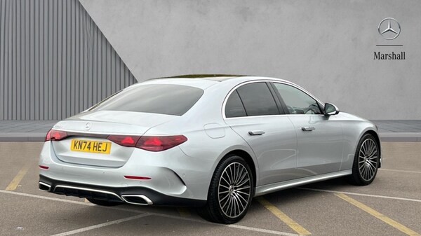 Used Mercedes-Benz E Class 2024 for sale - 76273027: Photo 9