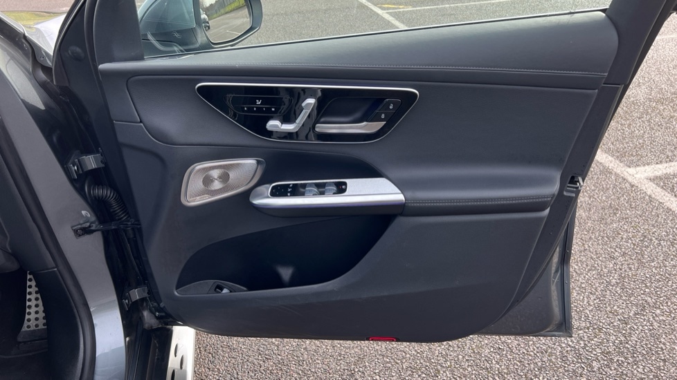 Used Mercedes-Benz GLC 2023 for sale - 76868771: Photo 37