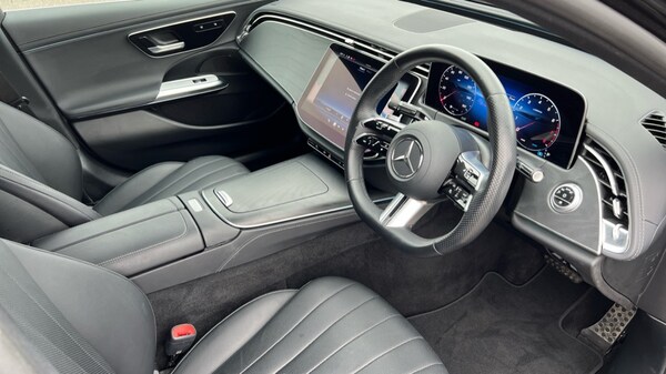 Used Mercedes-Benz E Class 2024 for sale - 76302372: Photo 3