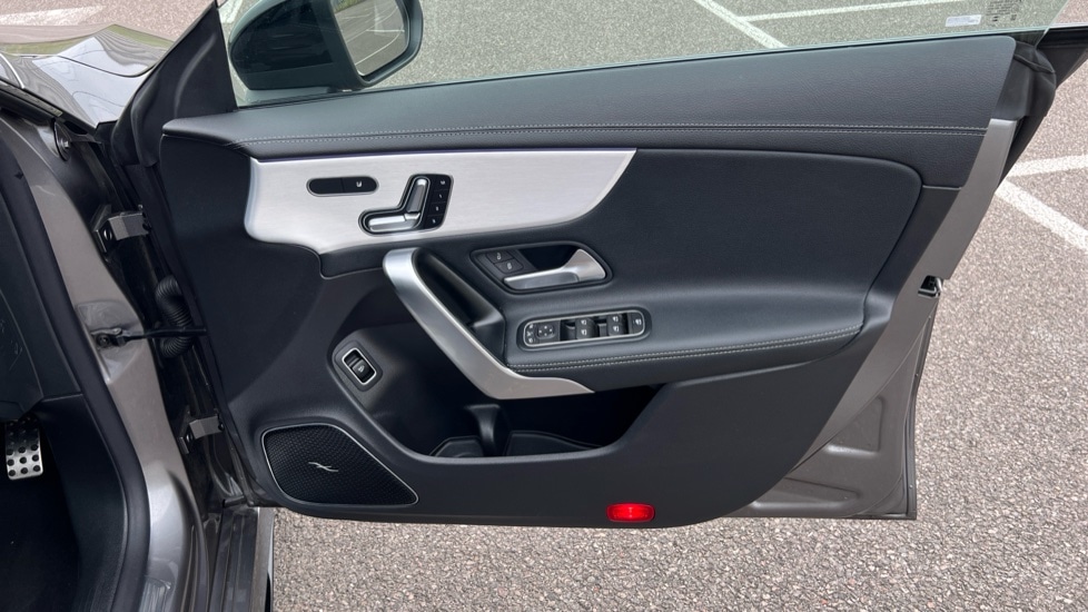 Used Mercedes-Benz CLA 2023 for sale - 76074526: Photo 37