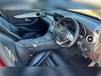 Used Mercedes-Benz GLC 2021 for sale - 75742857: Photo