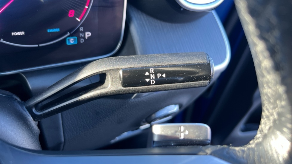 Used Mercedes-Benz GLC 2023 for sale - 76872480: Photo 31