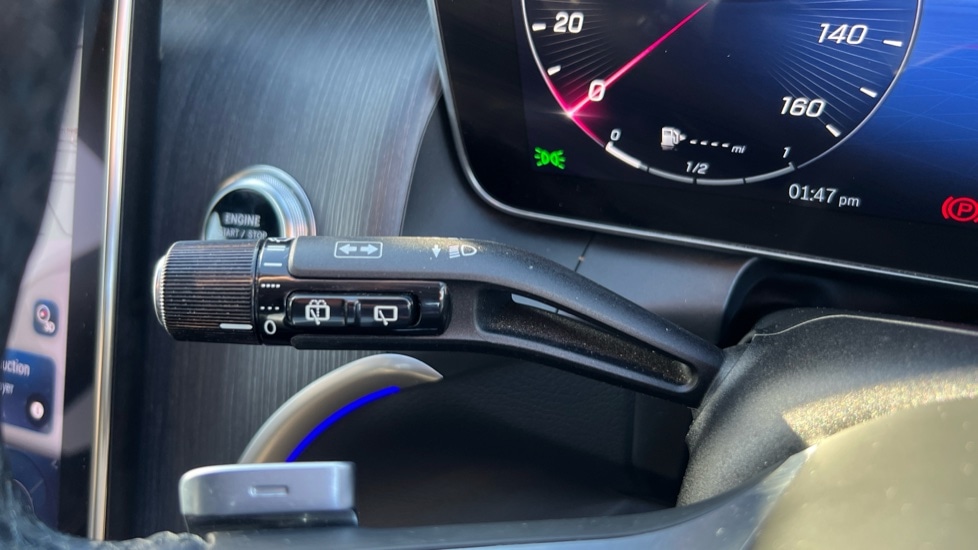 Used Mercedes-Benz GLC 2023 for sale - 76872480: Photo 32