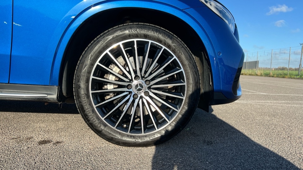 Used Mercedes-Benz GLC 2023 for sale - 76872480: Photo 5