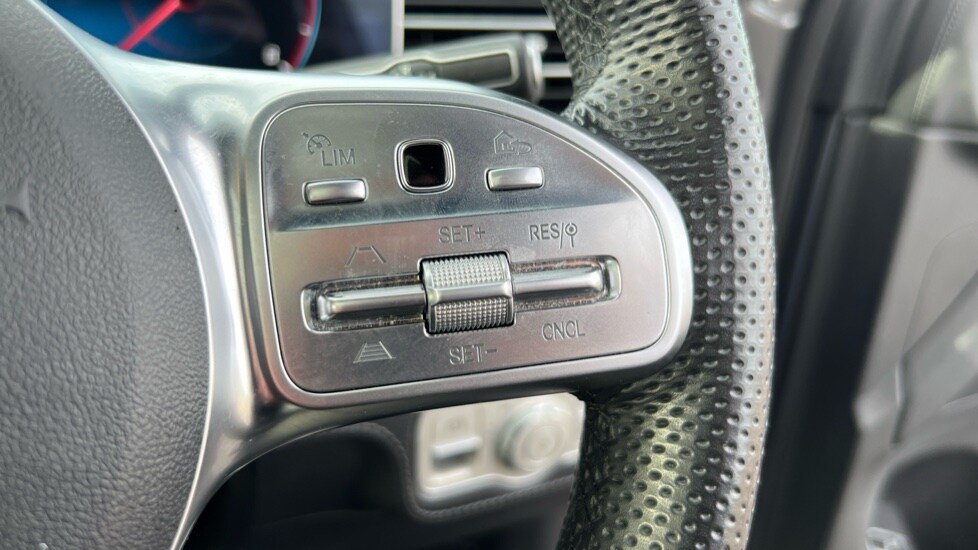 Used Mercedes-Benz GLE 2022 for sale - 76420452: Photo 29