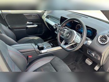 Used Mercedes-Benz GLB 2023 for sale - 76033721: Photo