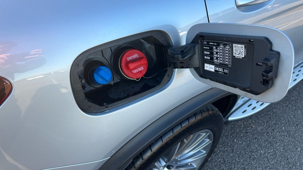 Used Mercedes-Benz GLC 2023 for sale - 76874081: Photo 28