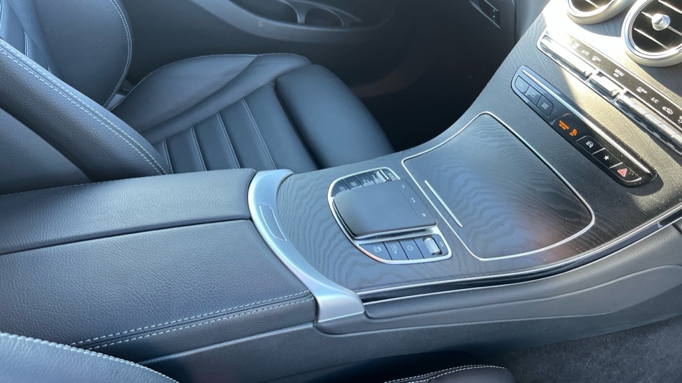 Used Mercedes-Benz GLC 2023 for sale - 76874081: Photo 34