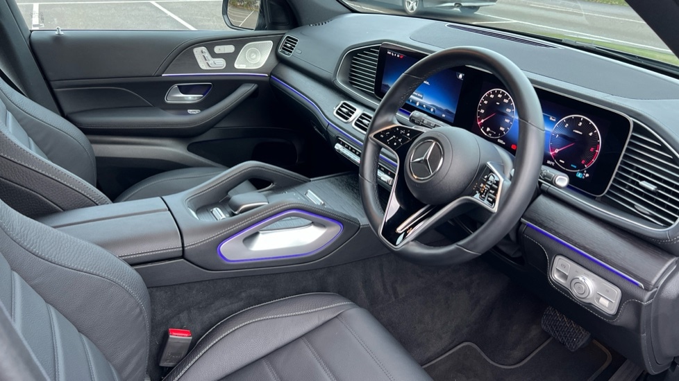Used Mercedes-Benz GLE 2025 for sale - 77042750: Photo 3