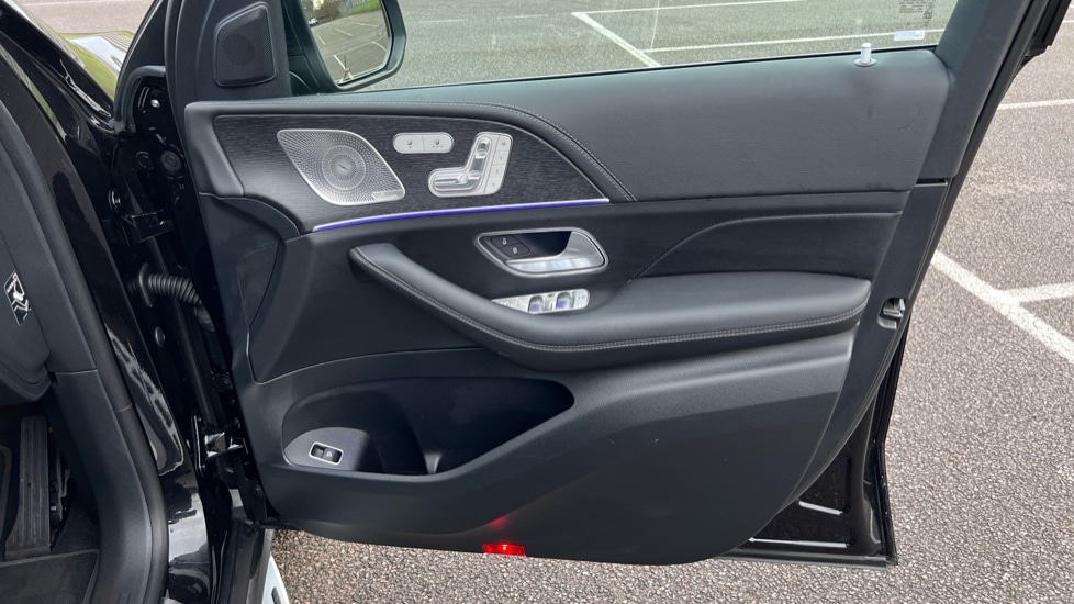 Used Mercedes-Benz GLE 2025 for sale - 77042750: Photo 37