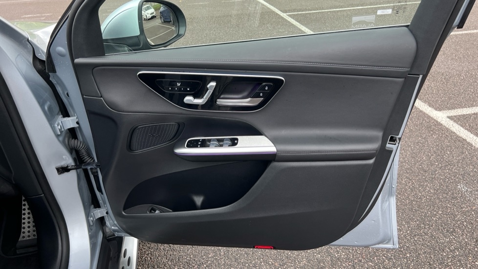 Used Mercedes-Benz GLC 2025 for sale - 76523653: Photo 37