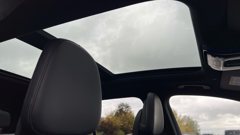 Used Mercedes-Benz GLC 2025 for sale - 76523653: Photo 38