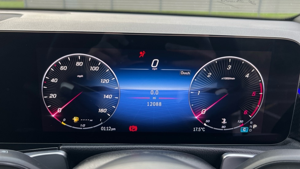 Used Mercedes-Benz GLB 2024 for sale - 76873614: Photo 16