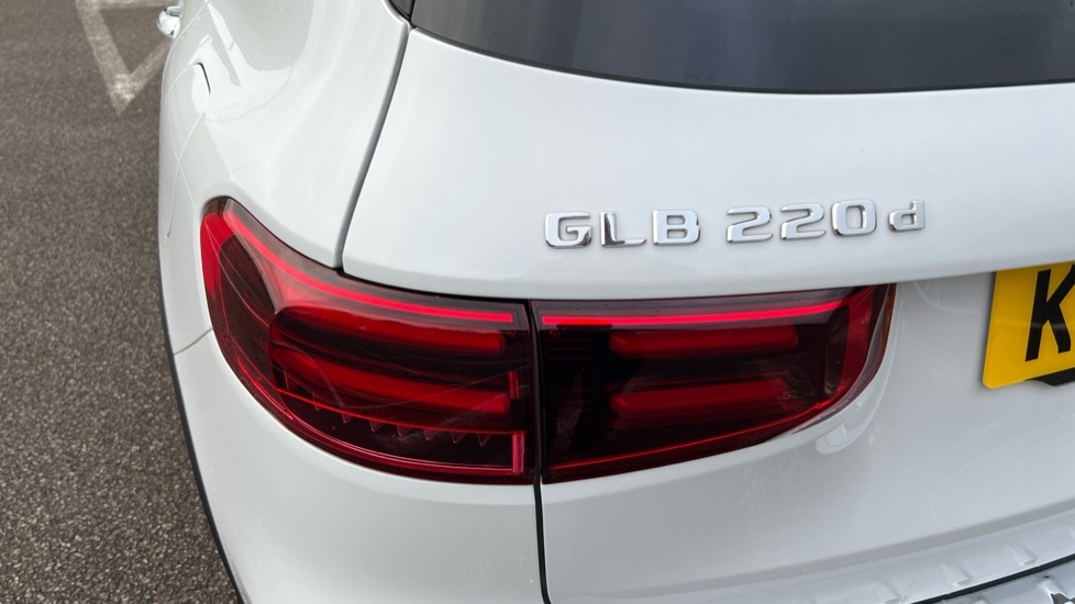 Used Mercedes-Benz GLB 2024 for sale - 76873614: Photo 21