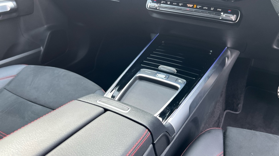 Used Mercedes-Benz GLB 2024 for sale - 76873614: Photo 35