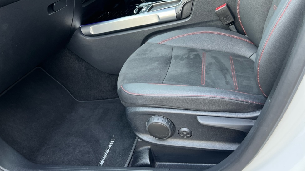 Used Mercedes-Benz GLB 2024 for sale - 76873614: Photo 39