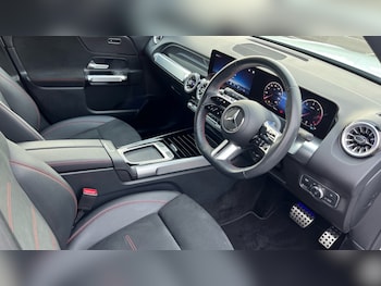 Used Mercedes-Benz GLB 2024 for sale - 76873614: Photo