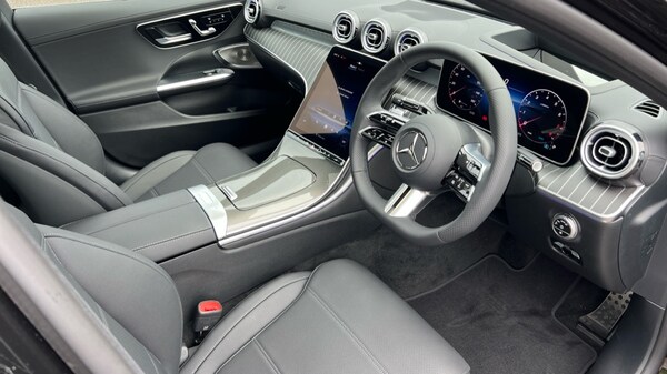 Used Mercedes-Benz C-Class 2025 for sale - 75285640: Photo 3