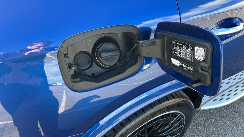 Used Mercedes-Benz GLC 2025 for sale - 76311900: Photo 28