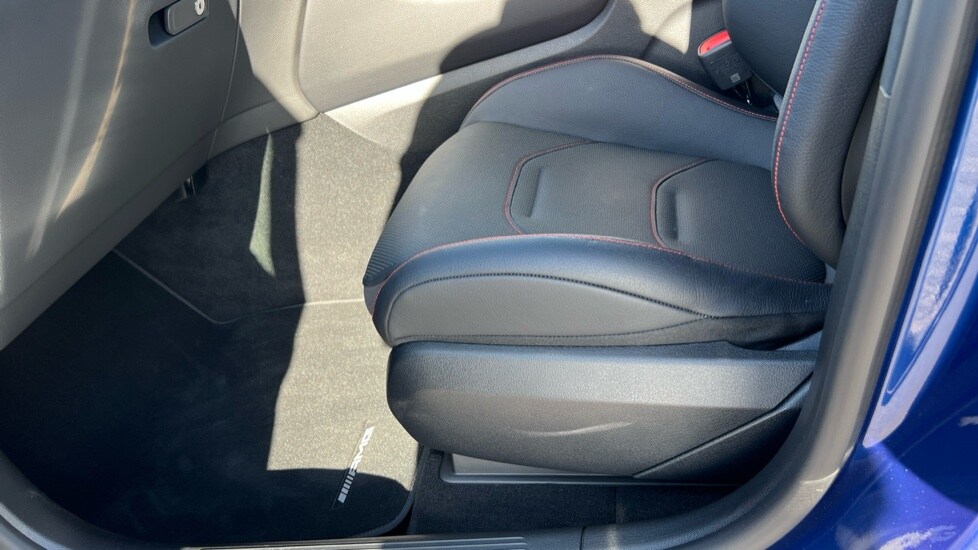 Used Mercedes-Benz GLC 2025 for sale - 76311900: Photo 39