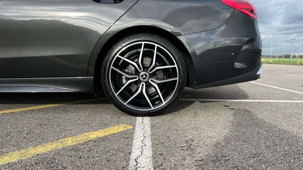 Used Mercedes-Benz C Class 2024 for sale - 76273025: Photo 26