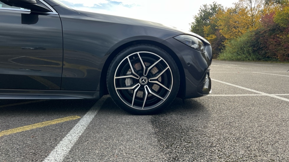 Used Mercedes-Benz C Class 2024 for sale - 76273025: Photo 5