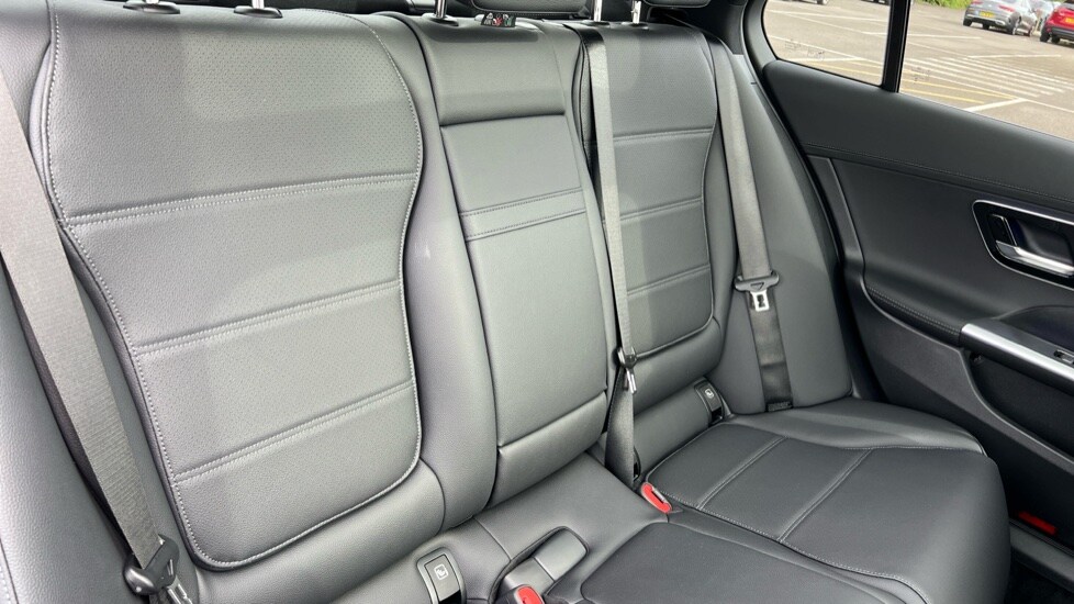 Used Mercedes-Benz C Class 2025 for sale - 76869202: Photo 15