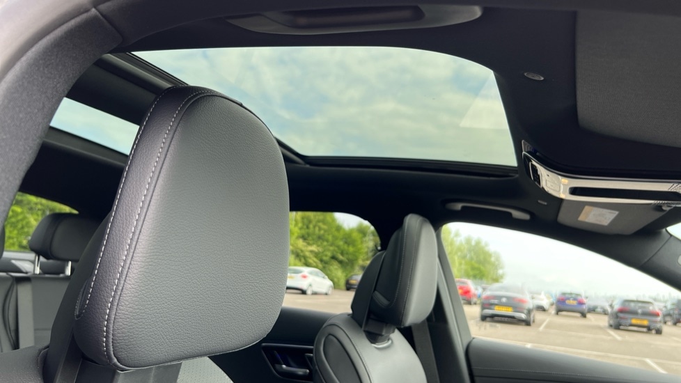 Used Mercedes-Benz C Class 2025 for sale - 76869202: Photo 38