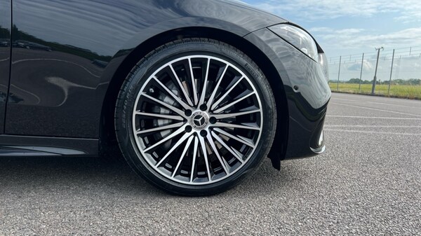 Used Mercedes-Benz C-Class 2025 for sale - 75595690: Photo 5