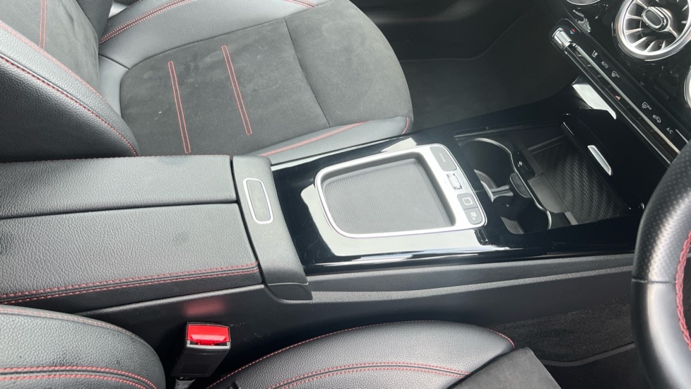 Used Mercedes-Benz CLA 2025 for sale - 76635738: Photo 34