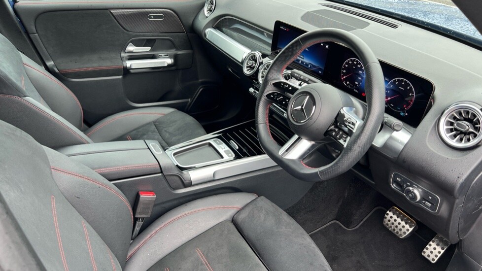 Used Mercedes-Benz GLB 2024 for sale - 76556849: Photo 3