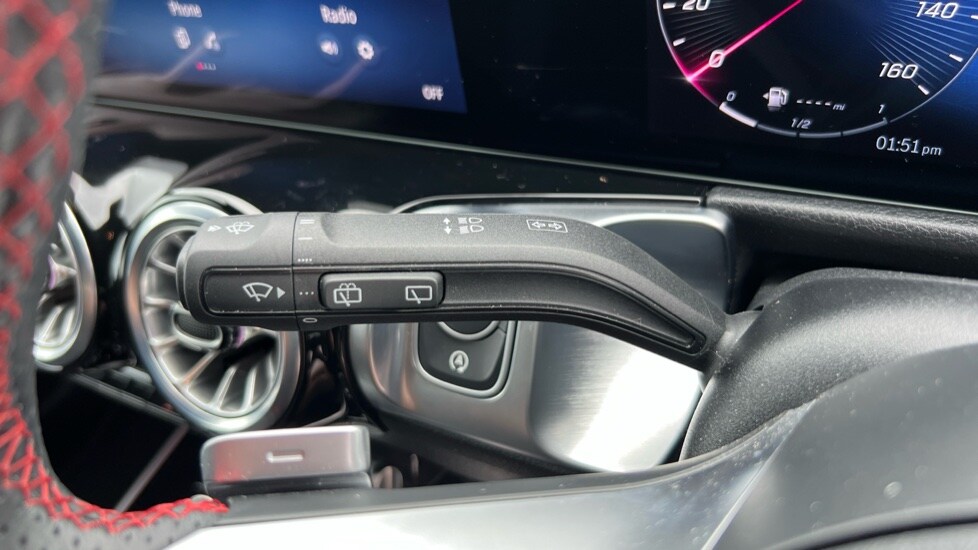 Used Mercedes-Benz GLB 2024 for sale - 76556849: Photo 32