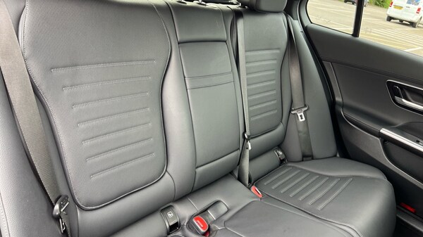 Used Mercedes-Benz C Class 2024 for sale - 75534234: Photo 15