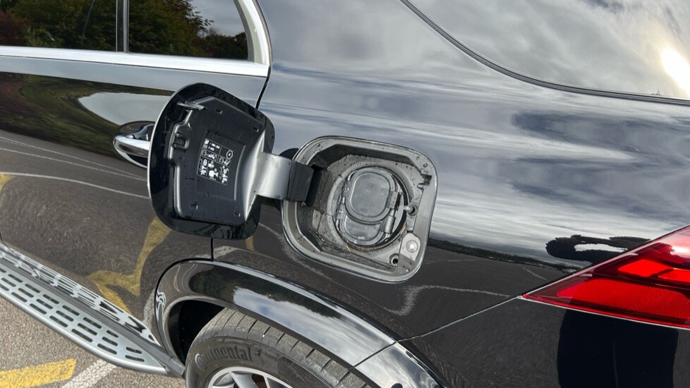 Used Mercedes-Benz GLE 2024 for sale - 76062317: Photo 44